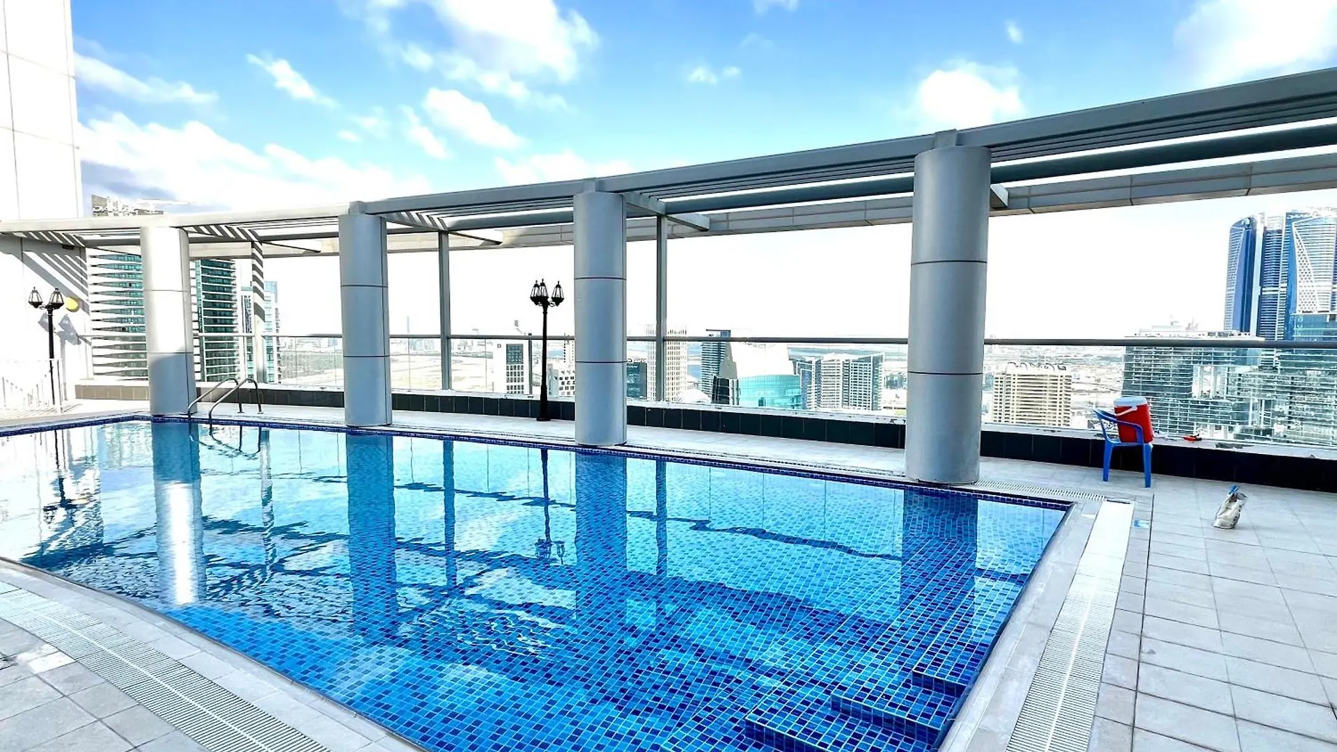 Apartment Brand New Modern Studio High Floor Near Burj Dubai